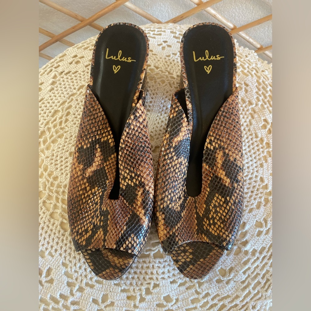 Lulu's Snakeskin slide